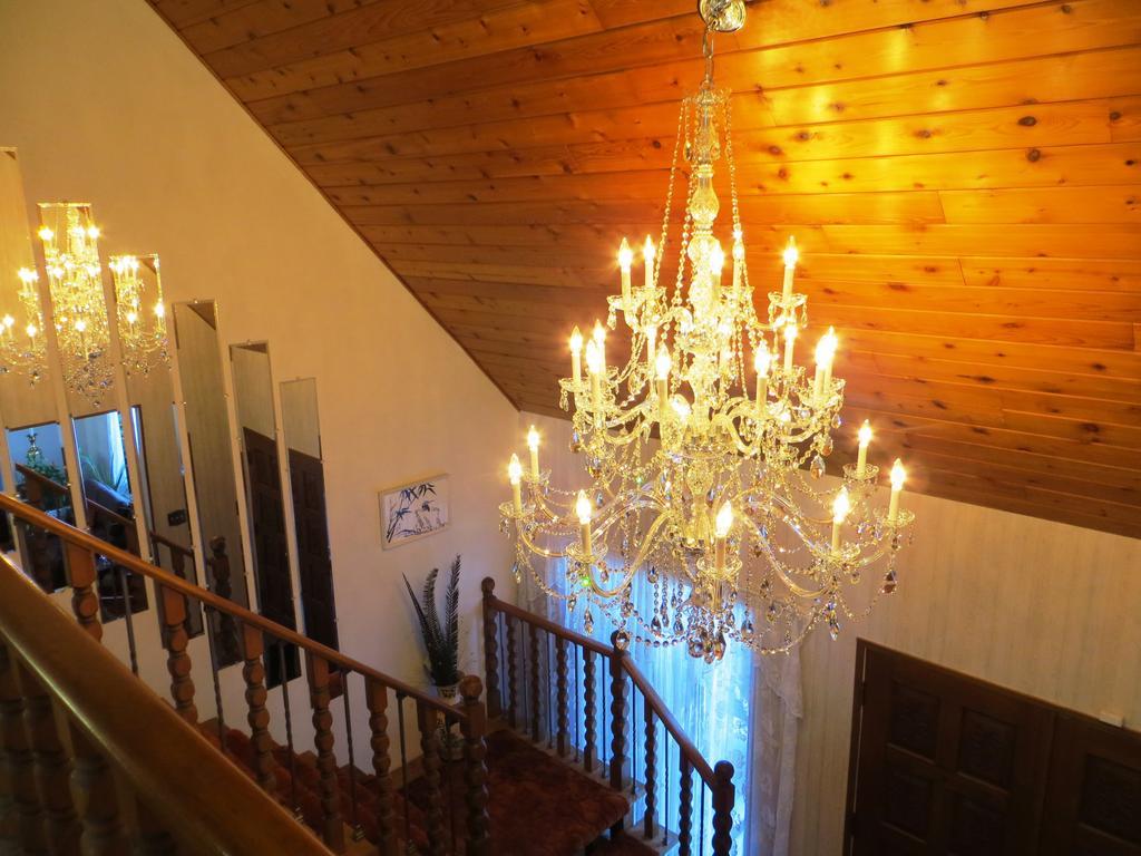Wild Rose Bed & Breakfast Саскатун Экстерьер фото