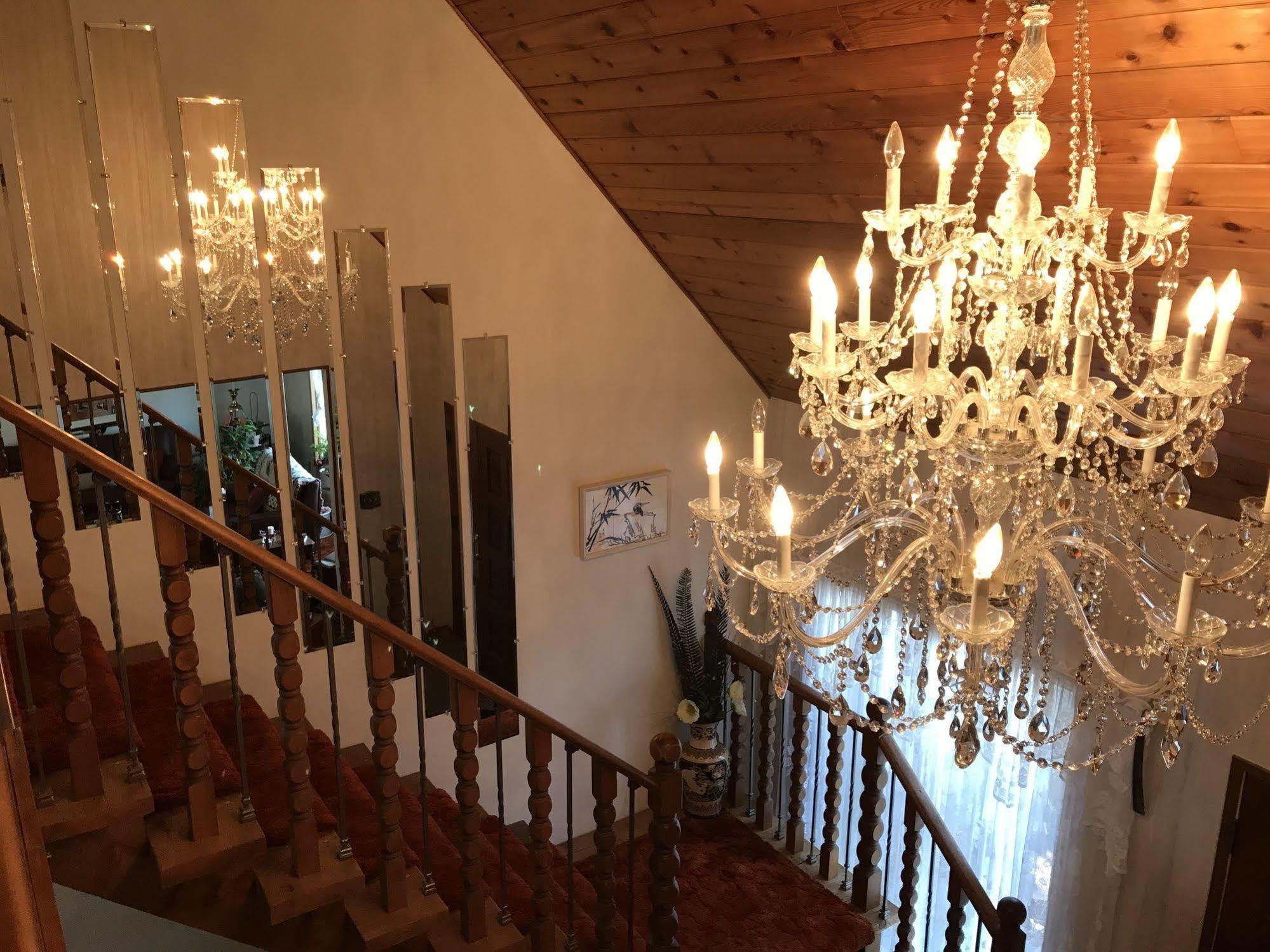 Wild Rose Bed & Breakfast Саскатун Экстерьер фото